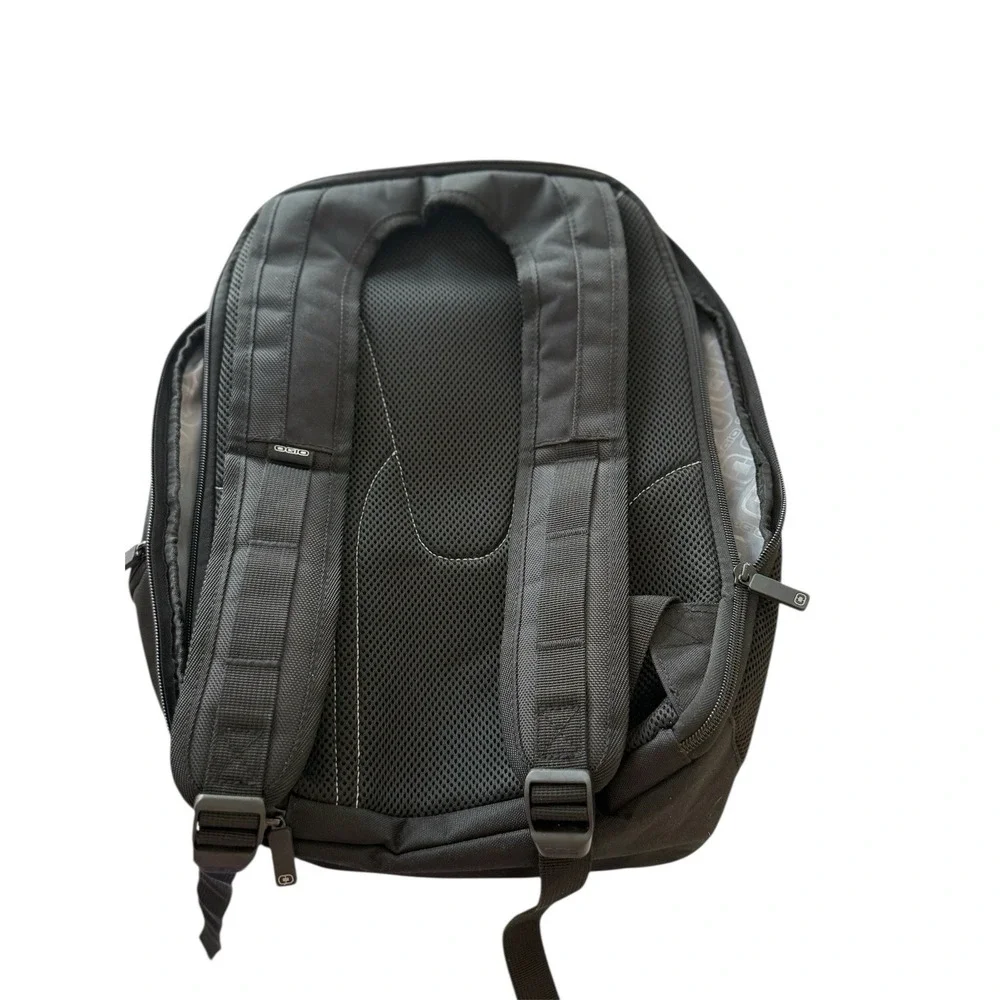 OGIO GoBundance Backpack Laptop Bag Black Checkpoint Friendly Travel Organizer
